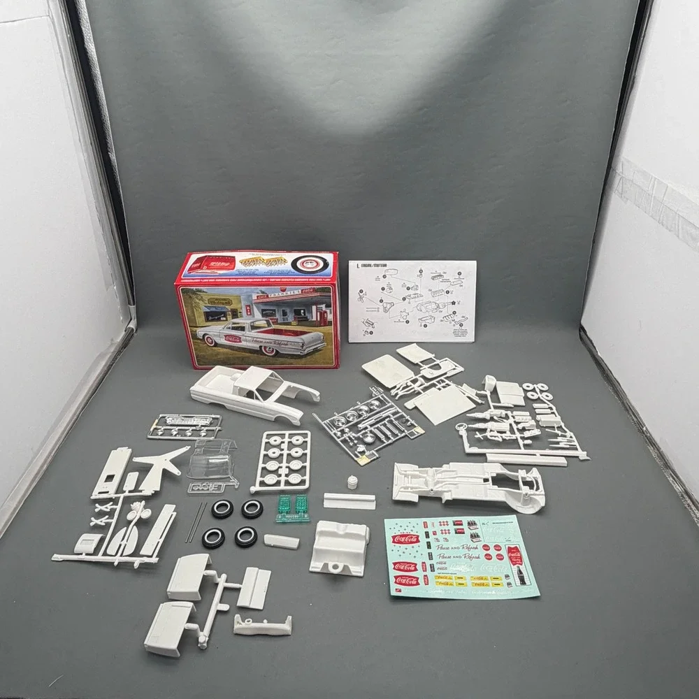 Coca Cola '60 Ford Ranchero AMT 1:25 Plastic Model Kit 99% CIB